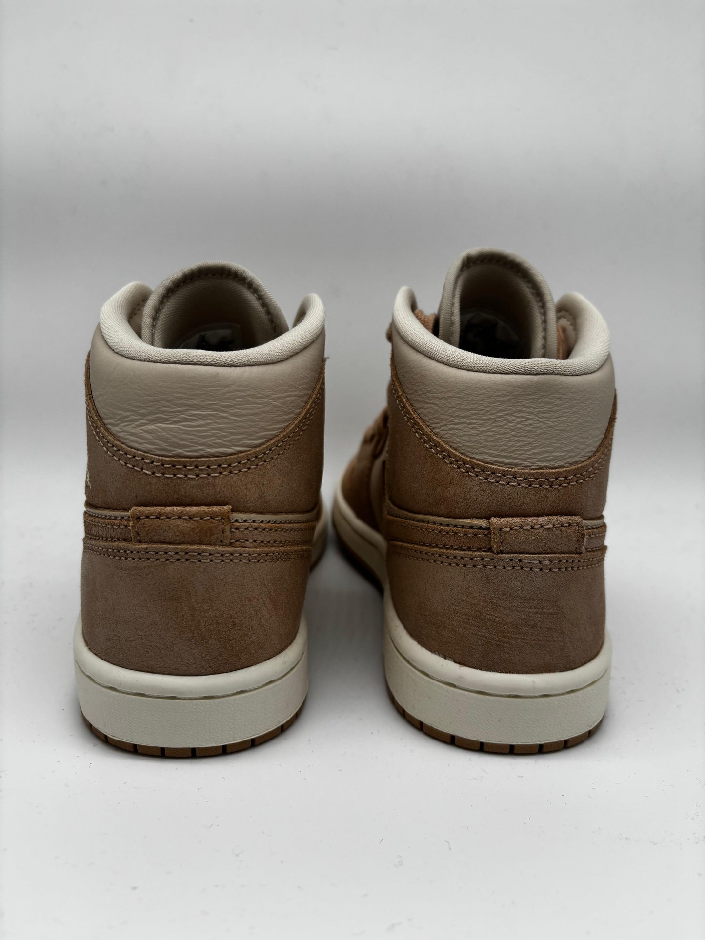 WMNS Air Jordan 1 Mid SE - Legend Light Brown - FJ3448-200