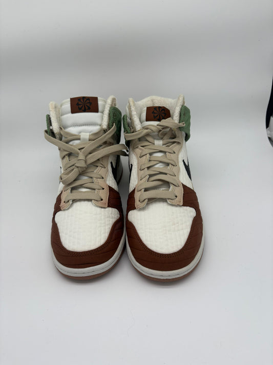 Nike Dunk High LX “Toasty” Next Nature - Summit White & Oil Green
