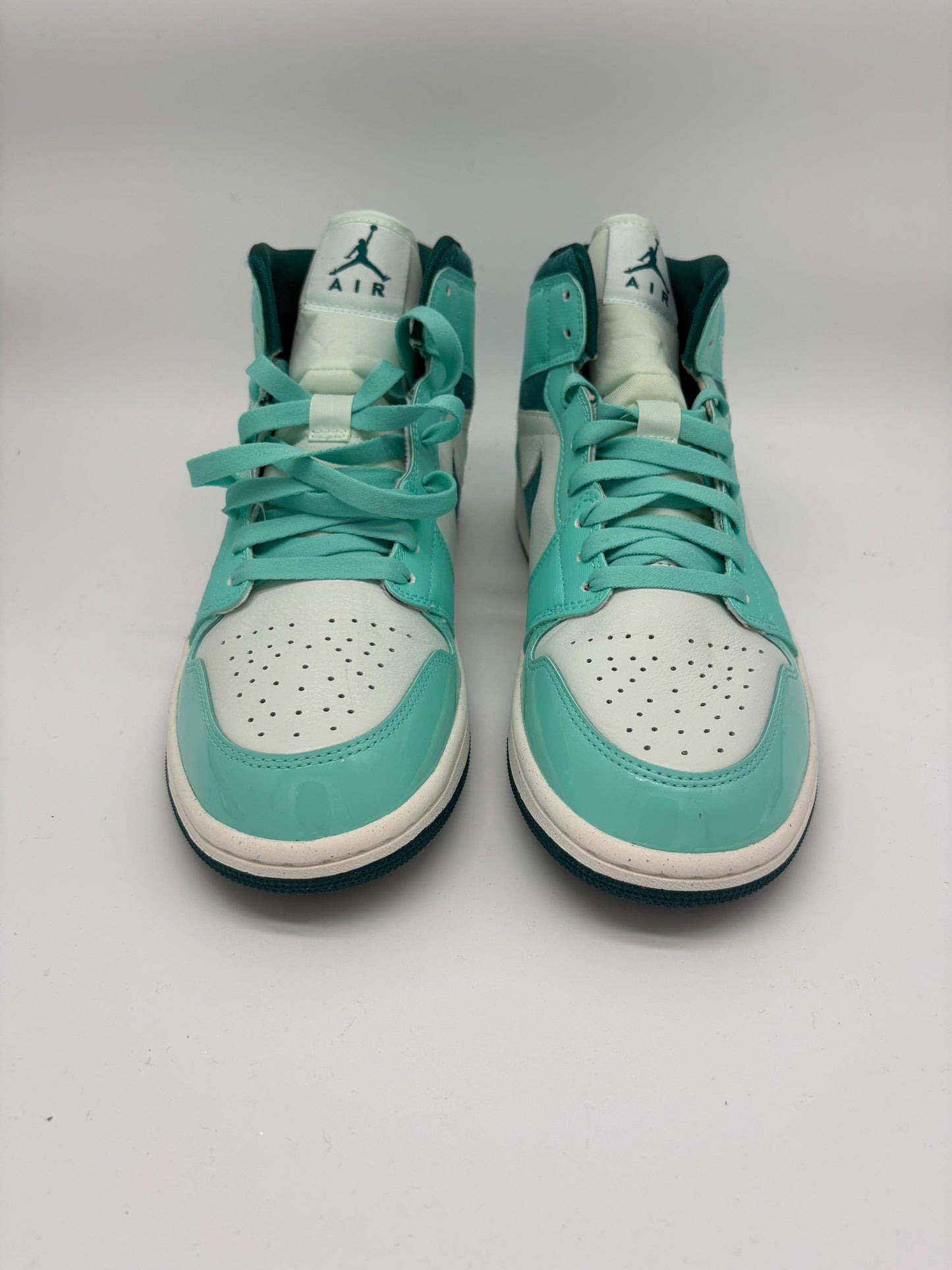 Air Jordan 1 Mid SE (W) - Bleached Turquoise & Sky J Teal