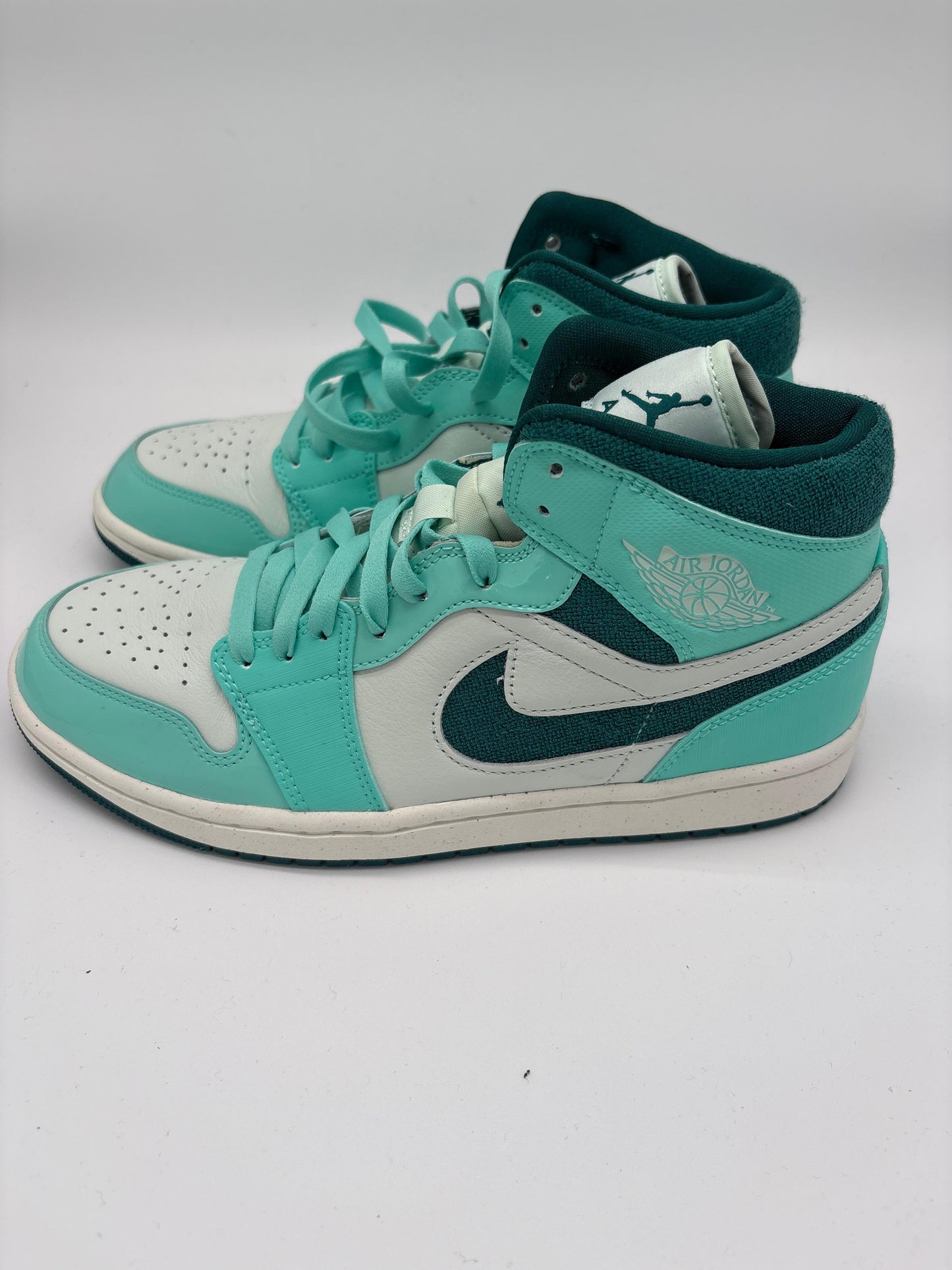 Air Jordan 1 Mid SE (W) - Bleached Turquoise & Sky J Teal